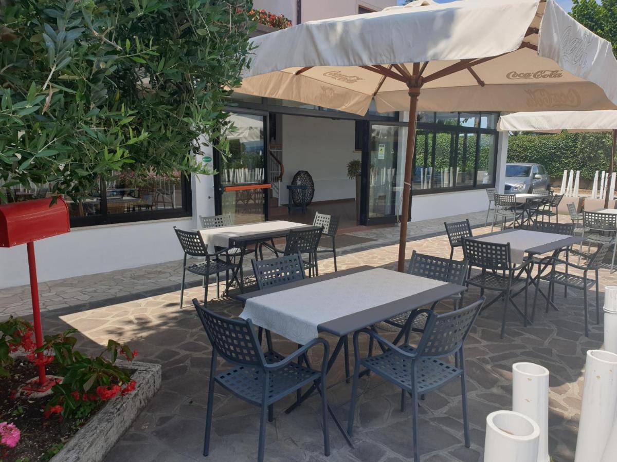 Hotel La Favorita بسكييرا ديل غاردا المظهر الخارجي الصورة