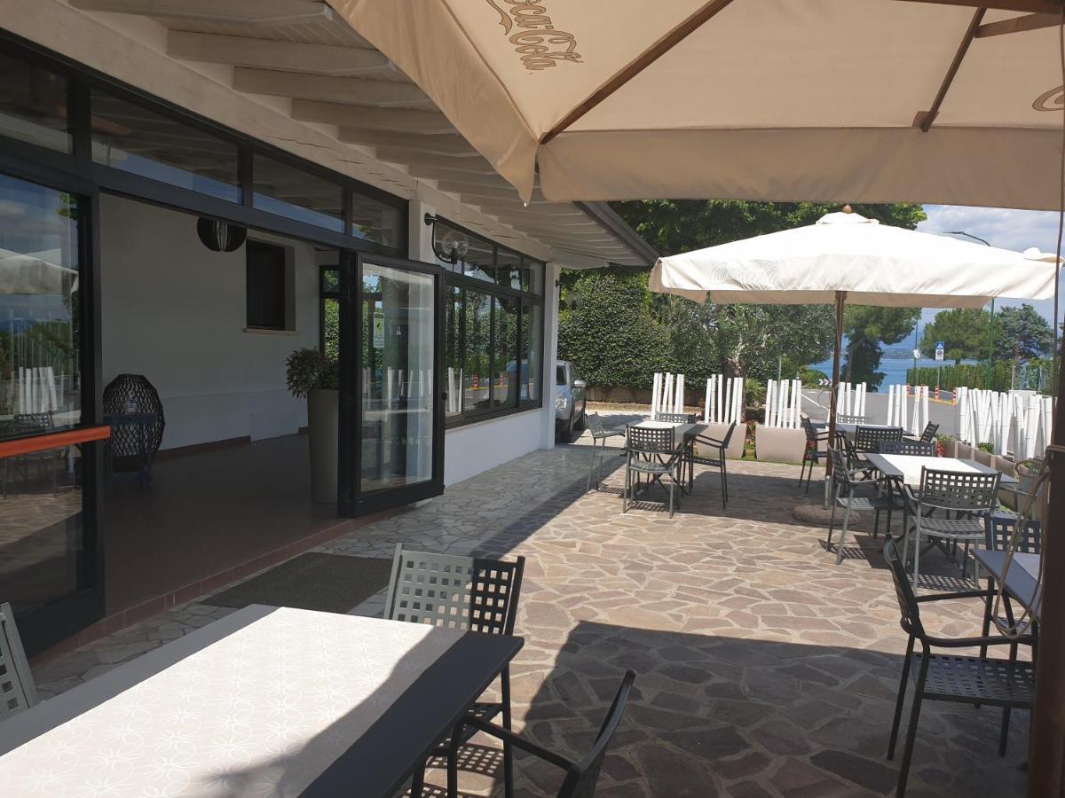 Hotel La Favorita بسكييرا ديل غاردا المظهر الخارجي الصورة