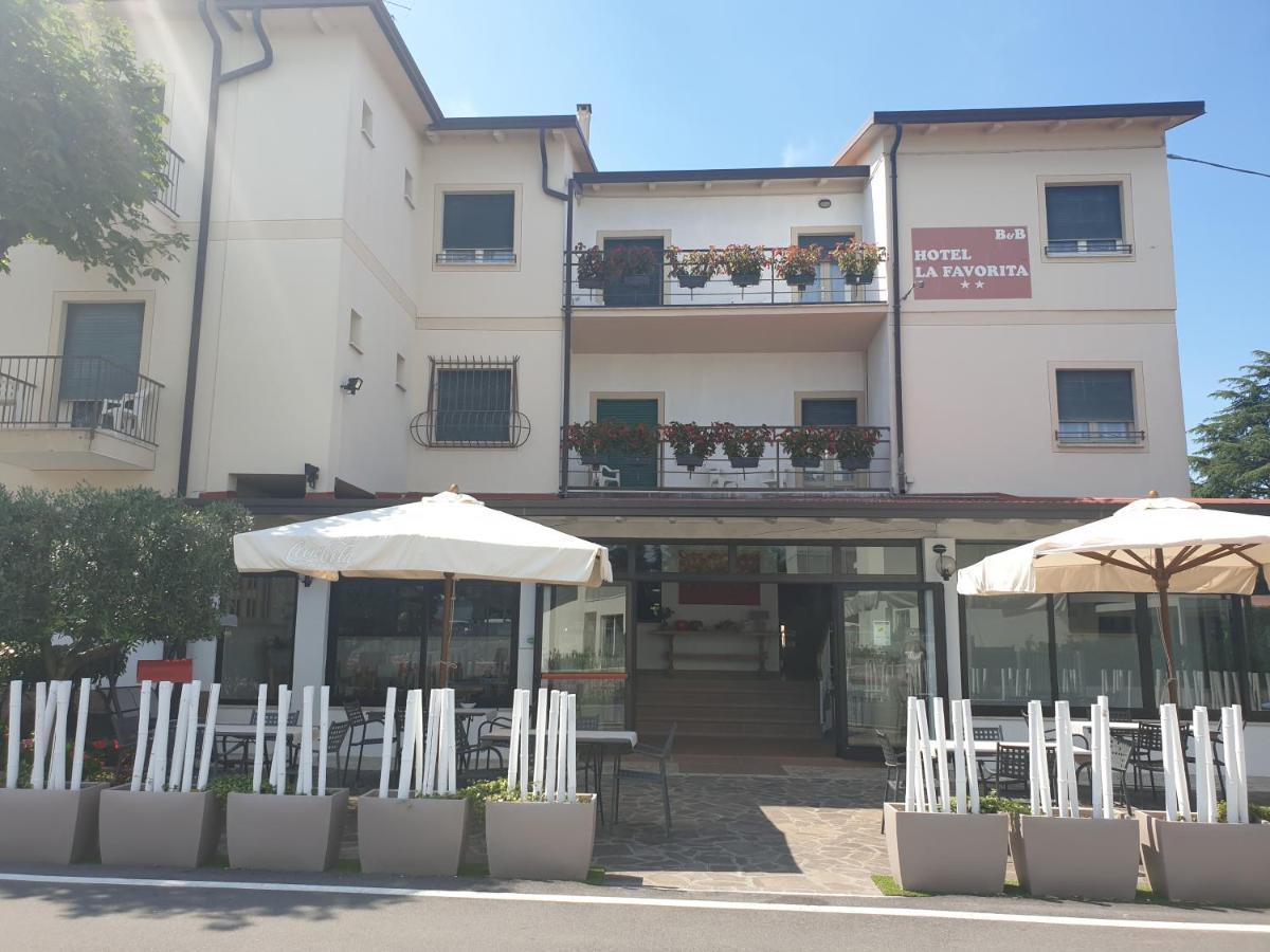 Hotel La Favorita بسكييرا ديل غاردا المظهر الخارجي الصورة